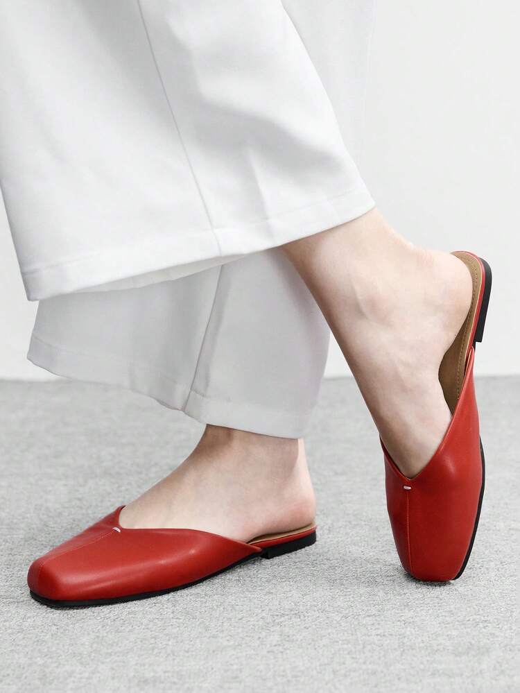CUCCOO BIZCHIC 女性用スクエアトゥフラットシューズ、PU素材パッチワークデザイン、ファッショナブルなミニマリストで快適なスリッポンカジュアル デイリーウェア 無地カラーシューズ