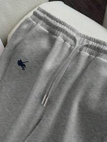 GlowEve CURVE 2pcs Plus Size Women Fashion Colorful Knight Embroidered Sweatshirt And Pants Set, Thermal Lined Casual Outfit