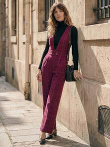 SHEIN LUNE Mono elegante de pana rojo vino con cuello en V sin mangas y ajustado a la cintura para mujer - Burdeos - Ver 1