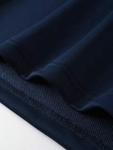 Manfinity Homme 男士长袖拉链刺绣领 Polo 衫，适合居家、外出和聚会穿着 - 寶藍色 - 查看 4