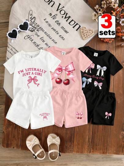 SHEIN 3pcs/Set Baby Girl Unisex Infant Toddler 6M-3T Casual Cute Bow & Letter Graphic Short Sleeve Knit Crew Neck Top And Elastic Waist Shorts Set, Multi-Color, Suitable For Spring/Summer