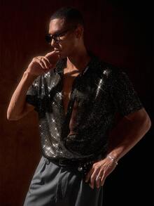 AKNOTIC Business Casual 男士时尚性感透视金属箔短袖衬衫，夏季 - 金色 - 查看 2