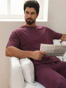 DAZY Men's Purple Short Sleeve T-Shirt And Pants Pajama Set, Spring/Summer - Purple - View 3