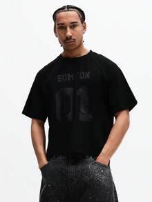 Áo thun tay ngắn cổ tròn dáng rộng SUMWON với chữ in lớn trên ngực, chất liệu cotton pha, kiểu dáng thường ngày, phong cách đường phố mùa hè. - màu đen - Xem 5