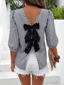 SHEIN Holidaya 春夏新品：女士黑白格子泡泡袖半袖衬衫。宽松版型，圆领，半袖配弹性袖口。休闲复古百搭，适合日常穿着和通勤。 - 黑與白 - 查看 2