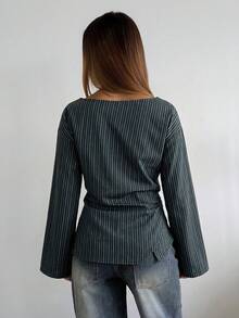 Aloruh 杏色船领喇叭袖短款褶皱女士职业衬衫 - 黑色 - 查看 2