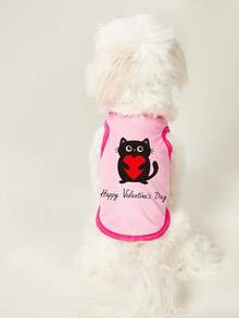 PETSIN 一件黑色猫咪字母印花宠物背心，猫咪抱着一颗心，透气亲肤，粉色和玫瑰红色。