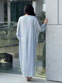 Al Najma Damklänning med långa ärmar och lös, elegant arabisk klänning i kontrasterande spets - Blåröd - Visa 2