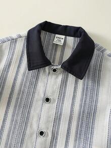 SHEIN 2件套男婴幼儿海军蓝条纹拼接撞色短袖梭织衬衫和工装短裤套装，春夏男婴服装，套装，男婴短袖上衣 - 藏蓝色 - 查看 7