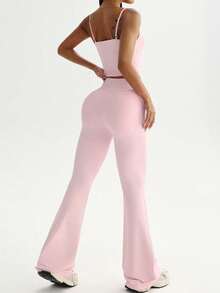 Sovereign Charm 三件套女士运动套装，包括长袖T恤、可调节吊带背心和高腰喇叭裤，适合日常休闲穿着、跑步、瑜伽、健身、网球等各种运动，四季皆宜。 - 彩色 - 查看 3