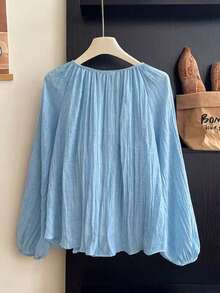 GlowEve 褶皱纹理圆领单排扣泡泡袖刺绣宽松休闲女衬衫 - 藍色 - 查看 2