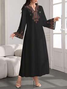 SHEIN Najma Gaun Wanita Elegan Gaya Arab dengan Bordir Bunga & Geometris Motif Retro, Kerah V, Lengan Panjang, Cocok untuk Musim Semi dan Gugur - MultiWarna - View 3