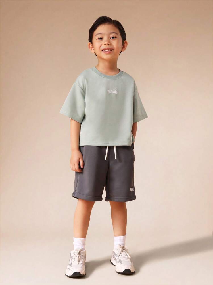 Short Sleeve Tee And Shorts Set With Skateboard Print
