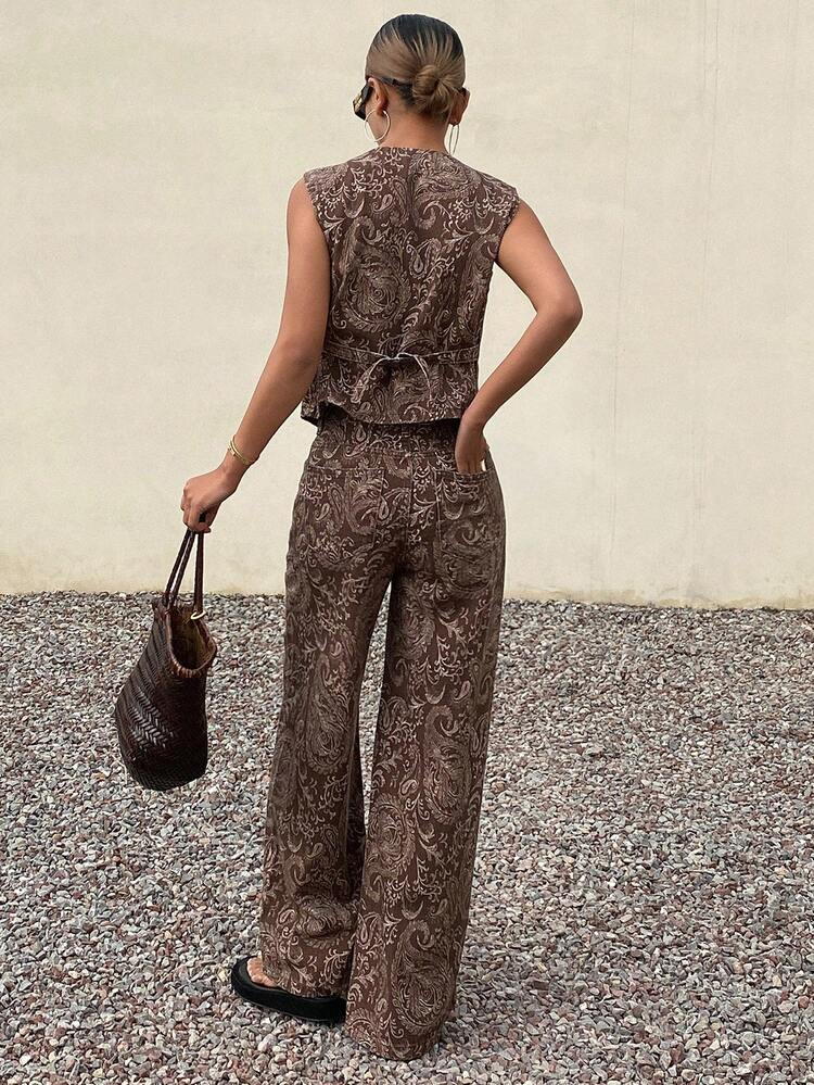 Sleeveless V-Neck Casual Top & Cashew Flower All-Over Print Casual Pants Women Denim Suit