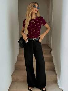 SHEIN LUNE 休闲简约玫瑰印花女式圆领修身短袖T恤，适合春夏穿着 - 彩色 - 查看 6