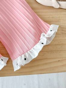 SHEIN 两件套女婴波点印花粉色蝴蝶结装饰无袖吊带背心+松紧腰条纹喇叭裤，裤脚带荷叶边，适合夏季休闲外出或旅行 - 粉色 - 查看 5