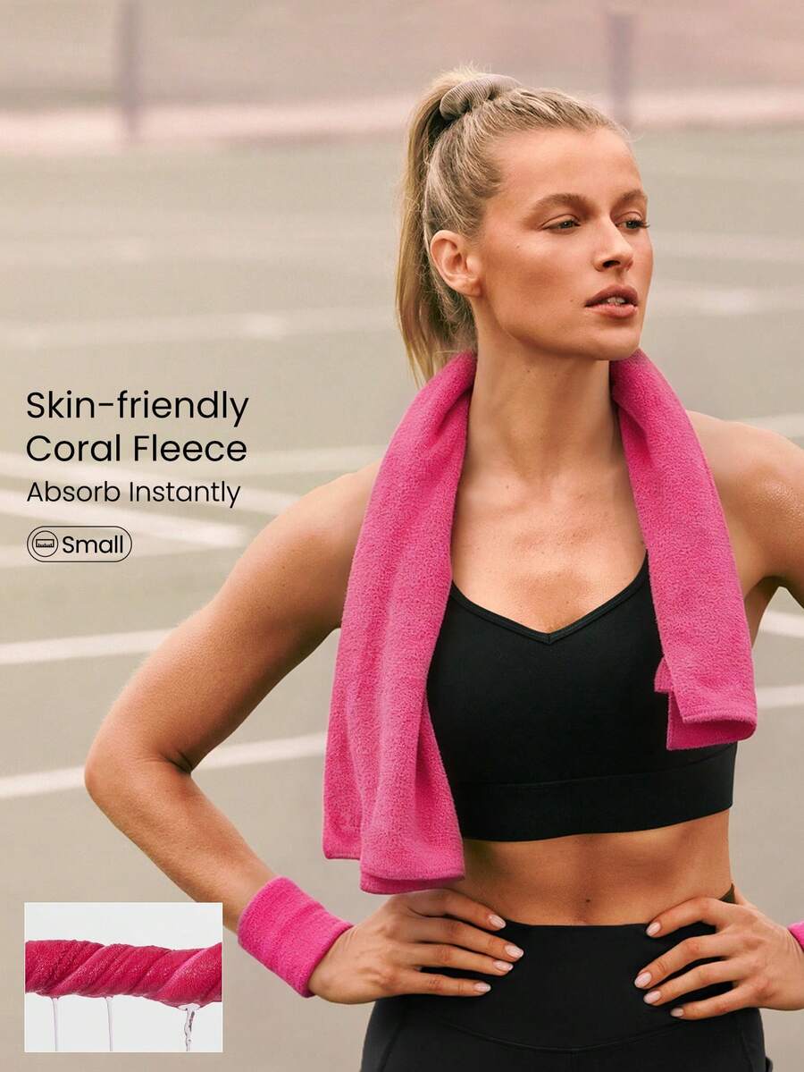GLOWMODE 吸汗亲肤珊瑚绒毛巾，适用于训练、健身、度假和游泳