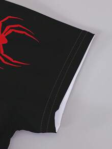 GraphicGems 1 套幼儿男孩酷炫蜘蛛网和蜘蛛图案红色 T 恤和黑色短裤，轻便服装，适合日常玩耍和装扮，春夏季节的亮眼之选 - 彩色 - 查看 6