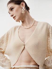 Aalyst 女士春夏新款V领纽扣短款开衫，优雅高端修身长袖针织毛衣上衣 - 杏色 - 查看 6