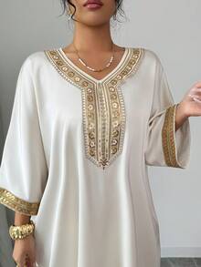Women's Elegant V-Neck Gold Floral Lace Trim Loose Long Robe Robe, Spring - Apricot - View 6