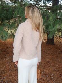 Sydney Algeri Stylish Women's Short Khaki Teddy Coat With Regular Sleeves Collar And Unique Gold Button Fastening - Khaki - View 2