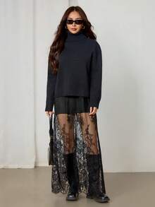 SHEIN PETITE 2025款，适合5-15℃，可叠穿，现代都市风格，黑色蕾丝面料，收腰修身剪裁，女士长裙，优雅百搭，适合日常穿着，新款春夏/夏季派对连衣裙 - 黑色 - 查看 8