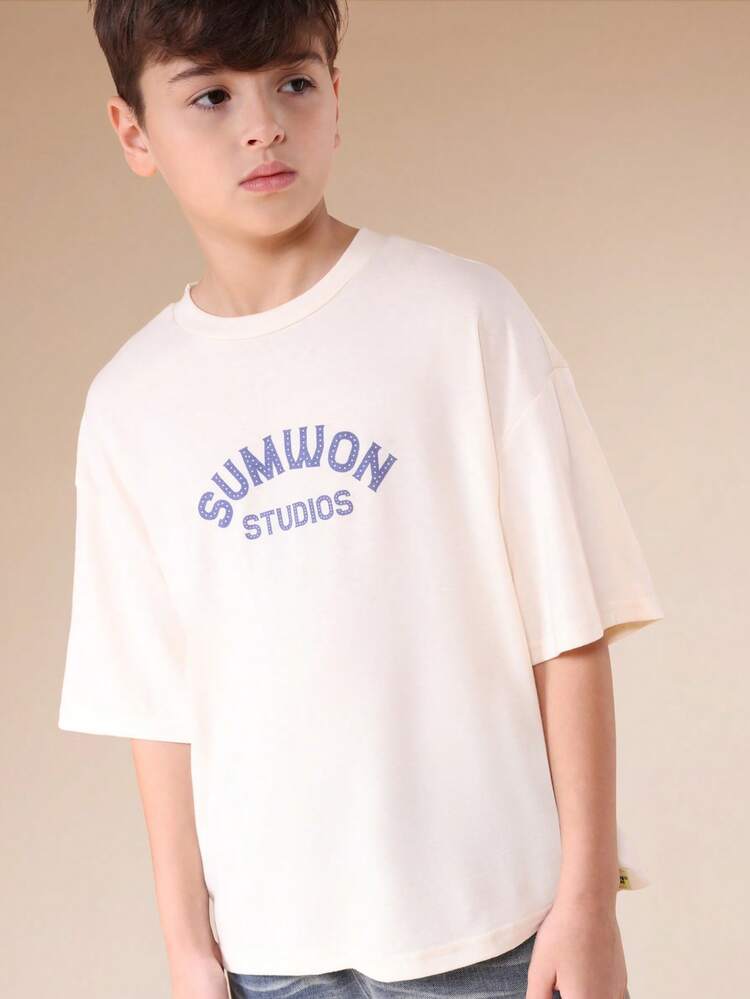 Oversized Tee With Tropical Beach Print