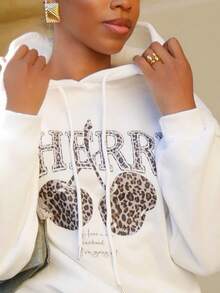 Yess Loren 休闲简约豹纹樱桃图案宽松套头连帽衫运动衫，女士秋冬装，长袖上衣 - 白色 - 查看 4