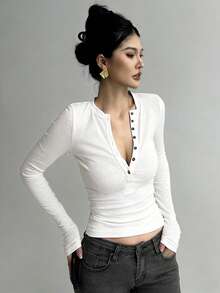 DAZY Women's Half-Zip Long Sleeve Bodycon T-Shirt - White - View 2