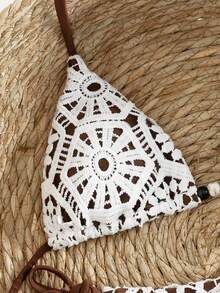 Bonvoyette Swim Vcay 新款奢华优雅两件套白色钩编蕾丝和焦糖/棕色三角比基尼，女士款，挂脖式泳衣上装饰有木珠，性感高衩丁字裤泳装，适合夏季海滩泳池度假，复古Y2K辣妹风泳装，音乐节，热带海岸早午餐，海岛度假及摩登氛围。 - 棕色 - 查看 7