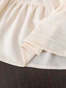 SHEIN Playful Pals 女婴牛仔连衣裙，饰有3D立体花朵图案，可爱时尚，适合春夏穿着。 - 彩色 - 查看 4