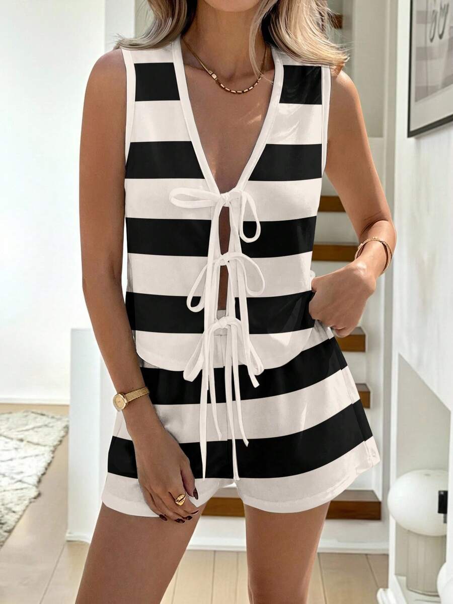 Easowa 两件套休闲复古优雅通勤百搭保暖卡其色和黑色条纹印花图案女式上衣和短裤套装，适合春夏穿着，舒适百搭 - 彩色 - 查看 1