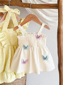 SHEIN Vintaside Kids 新生女宝宝连衣裙，可爱度假风蓝色格子花卉刺绣吊带裙设计，适合春夏外出、派对、拍照、上学等场合，1-9个月 - 杏色 - 查看 4