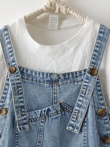 EMERY ROSE Women's Pocket Design Button Fly Wide Leg Casual Denim Jumpsuit,Pocket Design Wide Leg Loose Casual Denim Jumpsuit,Tapered Denim Overalls,Cuffed Hem Overalls,Multi-Pocket Overalls,Carpenter Style Overalls,Office Casual Denim Overalls,Outdoor Style Denim Overalls,Relaxed Balloon Overalls,Lightweight Denim Overalls,Vacation Denim Overalls,Travel Denim Jumpsuit,Office Casual Outfit,Home Friendly Denim,Boho Denim,Resort Style Overalls,Island Vacation Outfit,Spring Summer Resort Denim,Balloon Leg Denim,All Season Overalls,Spring Break Outfit,Summer Vacation Outfit,Holiday Travel Outfit,Comfortable Balloon Jeans,Summer,Carnival,Beach,Party,Elegant Party Dress,Going Out