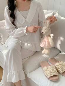 SHEIN Bộ 2 món đồ mặc nhà thoải mái dành cho nữ và thiếu nữ, gồm áo dài tay và quần, cổ và gấu áo viền hoa trang nhã. - trắng - Xem 2