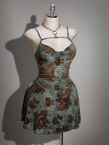 SHEIN ICON Đầm slip dáng rộng cỡ lớn kiểu vintage Y2K, cổ khoét sâu, xếp ly, đính hạt và chất liệu nhung, kiểu Trung Quốc cổ điển, thích hợp cho hẹn hò, tiệc tùng, du lịch, các buổi liên hoan. - Nhiều màu - Xem 7