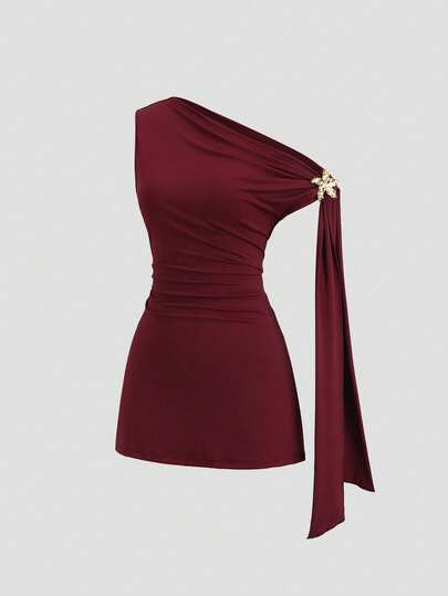 Sweetra Vestido casual, sexy y versátil para una cita nocturna, con hombro asimétrico, ajustado, acampanado, decoración de flor de metal y cintura con lazo