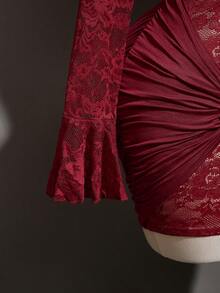 SHEIN ICON 大码Y2K深V领优雅蕾丝连衣裙，荷叶边喇叭袖修身蕾丝旗袍，适合新年派对、中国新年、新年装扮、宴会、聚会、约会等场合 - 酒紅色 - 查看 7