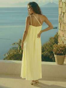 CAJUNI One-Shoulder Maxi Dress With 3D Flower Appliques, Butter Yellow. - Yellow - View 2