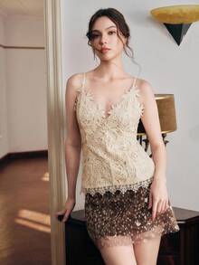 Anewsta Elegant Versatile Apricot Lace Camisole V-Neck Fitted Sleeveless Top, Spring/Summer - Apricot - View 4