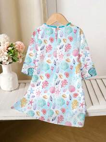 水彩浅蓝色，美人鱼公主贝壳、海星、珍珠海洋图案印花，儿童阿拉伯长袍，女童休闲宽松V领长袖传统阿拉伯长裙，适合春夏日常、度假、节日穿着，甜美时尚长袖连衣裙，儿童祈祷长袍，舒适休闲，端庄卡夫坦长袍，儿童阿拉伯长袍，新款