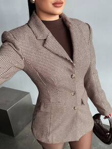 Dayanna Comas 女士复古时尚通勤棕色格子羊毛西装套装，包括修身西装外套 + 低腰短裤（带垫肩），秋冬两件套 - 棕色 - 查看 4