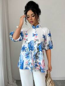 Elenzga Camisa de mujer de manga corta, cuello alto, estilo suelto y abierto delantero, con estampado de posicionamiento romántico, elegante, de moda, cómoda y casual para uso diario y vacaciones (estampado de posicionamiento aleatorio) - Azul - Ver 6