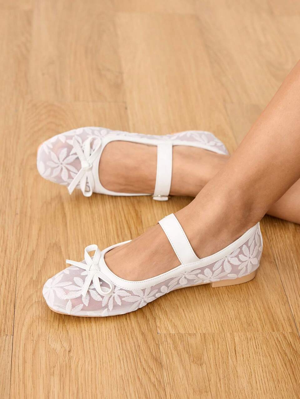 CUCCOO HITCHD Women's Lace Mesh Bow Round Toe Shoes, Elegant Romantic Comfortable Cute Sweet White Mesh Ballet Shoes, Mary Jane Shoes, Bridal Wedding Bridesmaid Shoes, Spring/Summer Valentine's Day