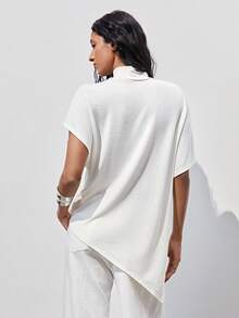 Maija 女士休闲通勤衬衫，纯色设计，立领，搭配宽松蝙蝠袖和不对称下摆，时尚舒适。适合日常通勤和休闲场合，展现女性自信和独特风格。 - 白色 - 查看 5