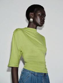 Lumivelle Áo thun nữ thanh lịch tay cánh dơi xếp ly ôm dáng, thích hợp cho công sở - màu xanh lá - Xem 1