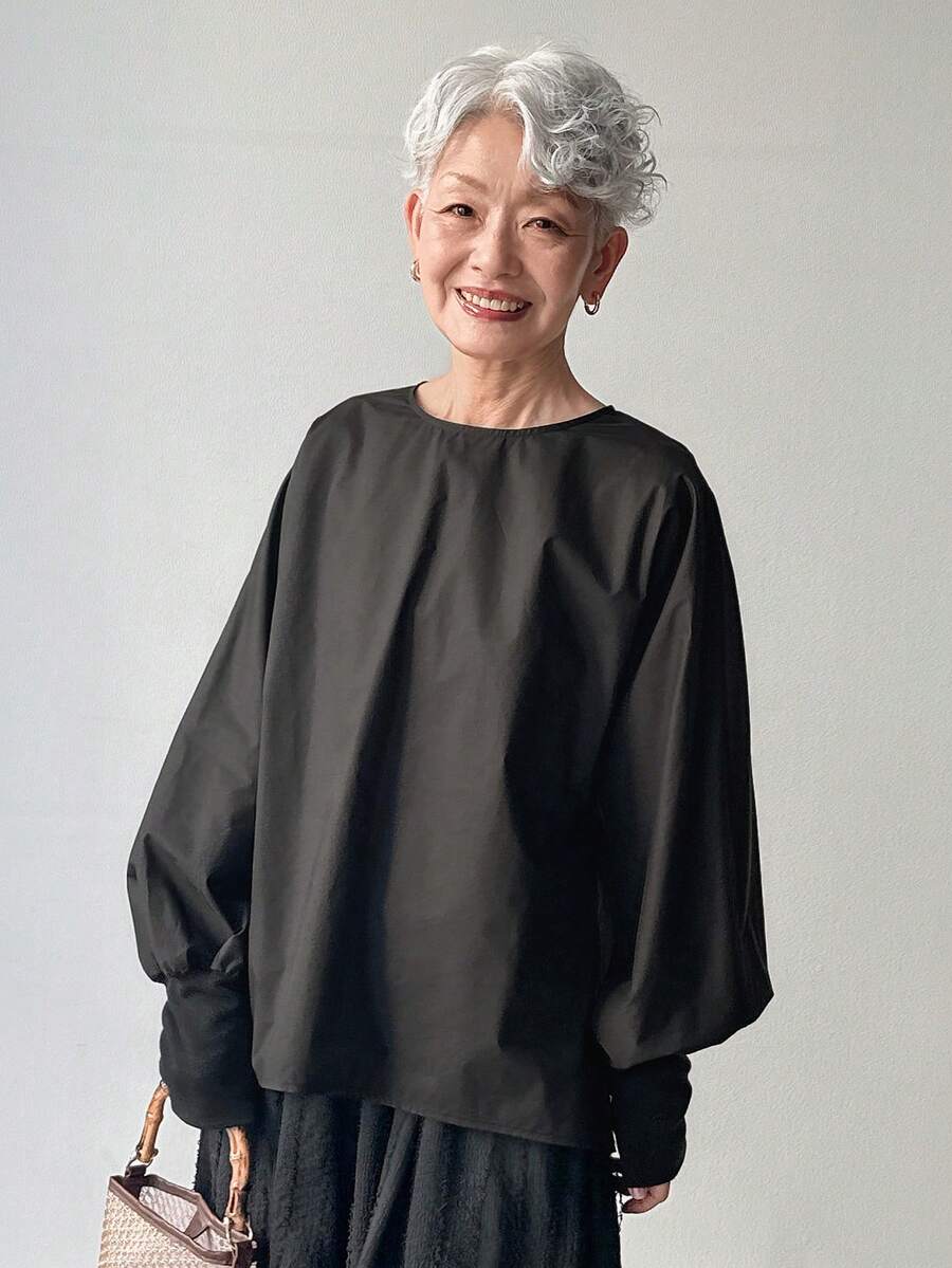 FRIFUL Women's Loose Casual Solid Color Round Neck Cuff Hem Blouse, Versatile For Spring And Summer - Black - View 1