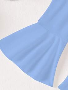 SHEIN 2 pièces/Set T-shirt à manches courtes avec imprimé nœud minimaliste et pantalon évasé bleu pour bébé fille. Convient pour les sorties d'été. - Multicolore - Voir 4