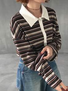 FRIFUL Áo thun nữ cổ polo phối màu tương phản dáng rộng kẻ sọc - Nhiều màu - Xem 4