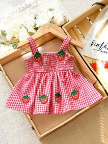 SHEIN Vintaside Kids Newborn Baby Girl Dress, Cute Resort Style Blue Plaid Floral Embroidery Cami Dress Design, Suitable For Spring/Summer Outings, Parties, Photoshoots, School, 1-9M - Red - View 3